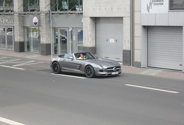 Mercedes-Benz SLS AMG Roadster