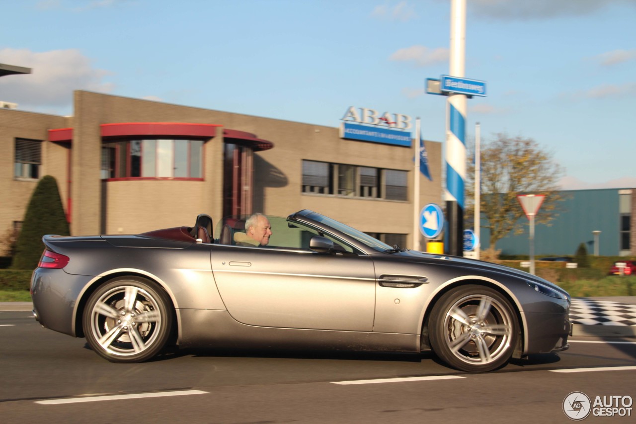 Aston Martin V8 Vantage Roadster