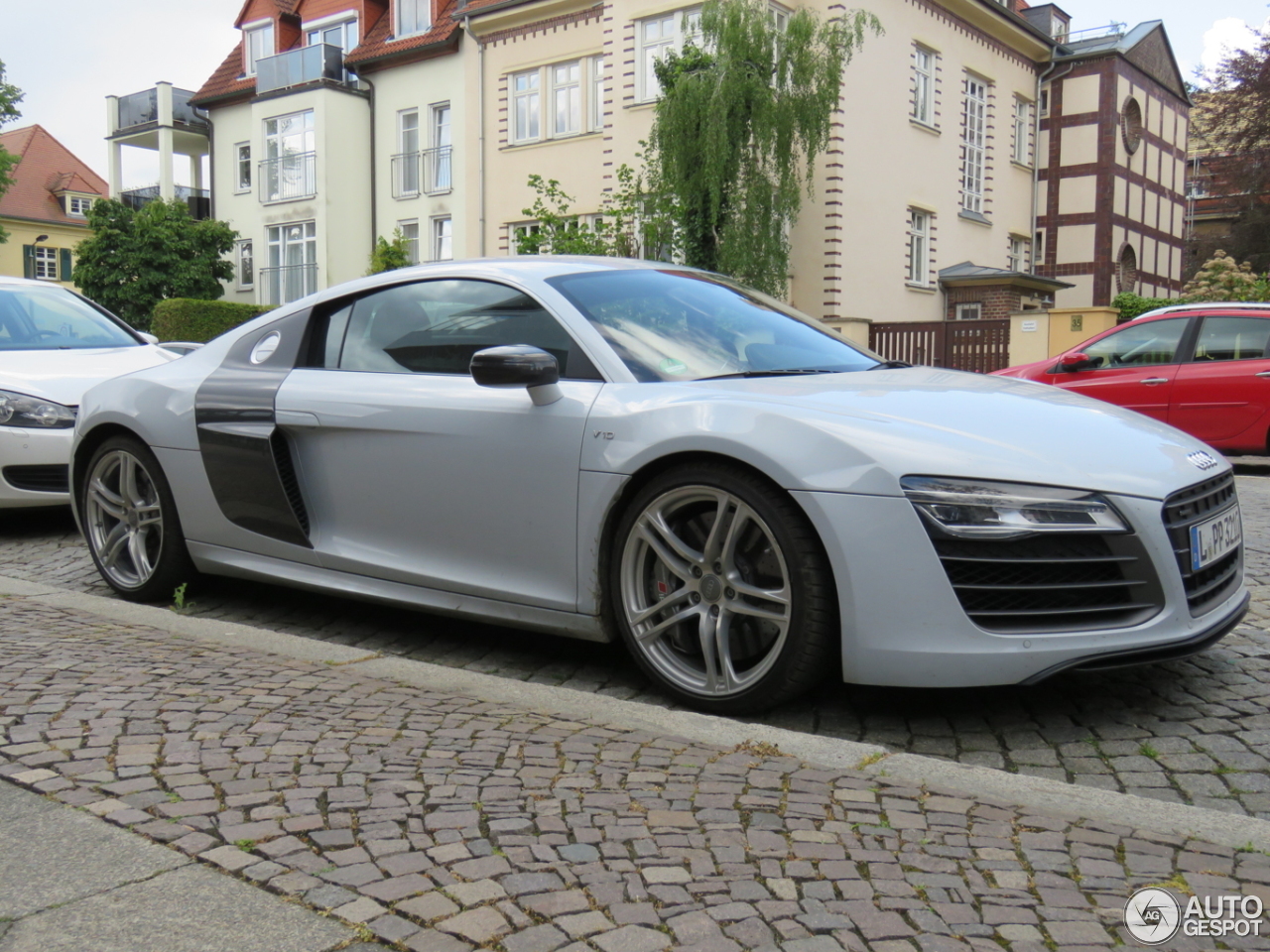 Audi R8 V10 Plus 2013