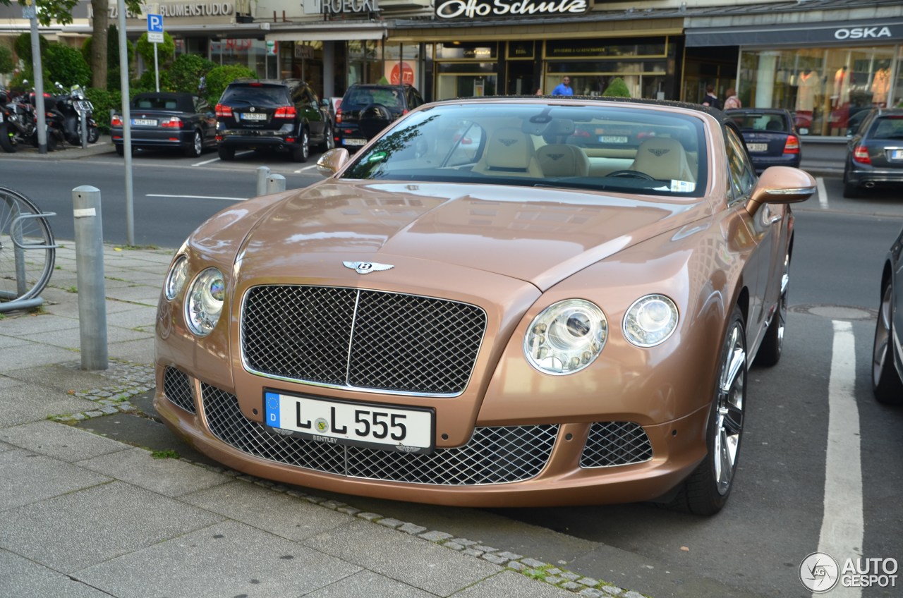 Bentley Continental GTC 2012