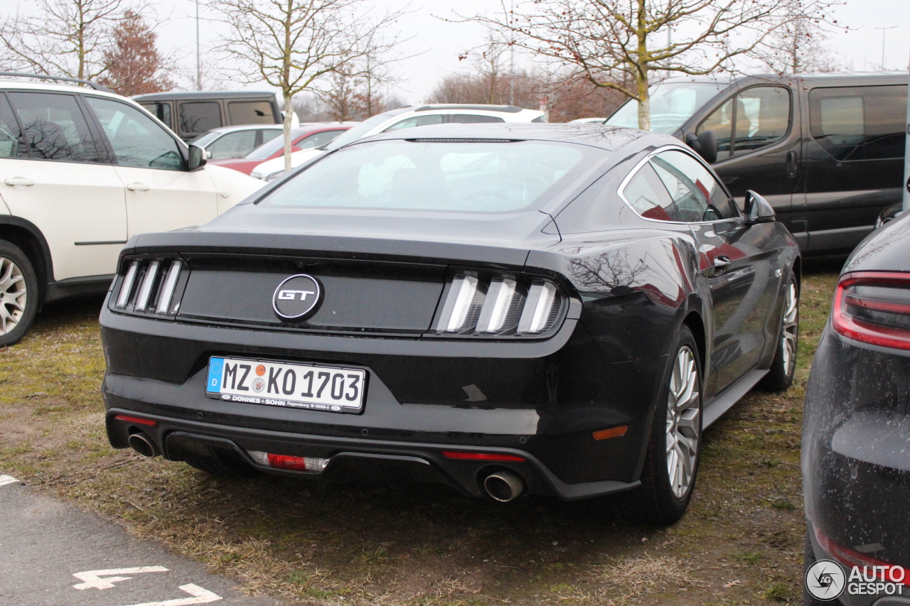 Ford Mustang GT 2015