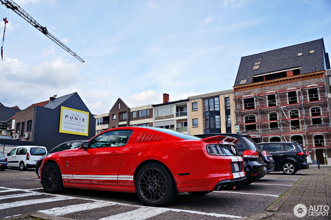 Ford Mustang Shelby GT500 2013