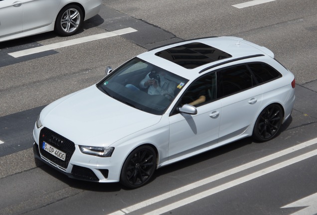 Audi RS4 Avant B8