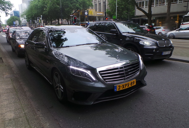 Mercedes-Benz Brabus S B63S-730 V222