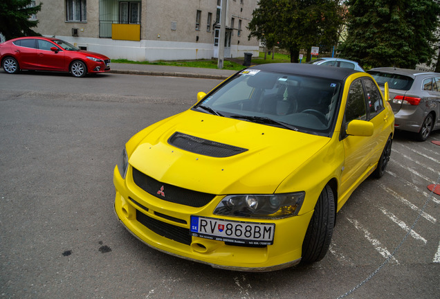 Mitsubishi Lancer Evolution IX