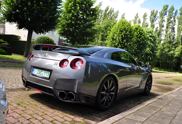 Nissan GT-R 2014