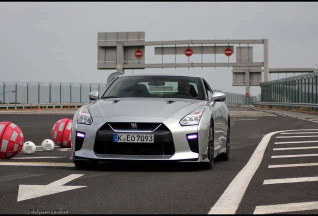 Nissan GT-R 2017