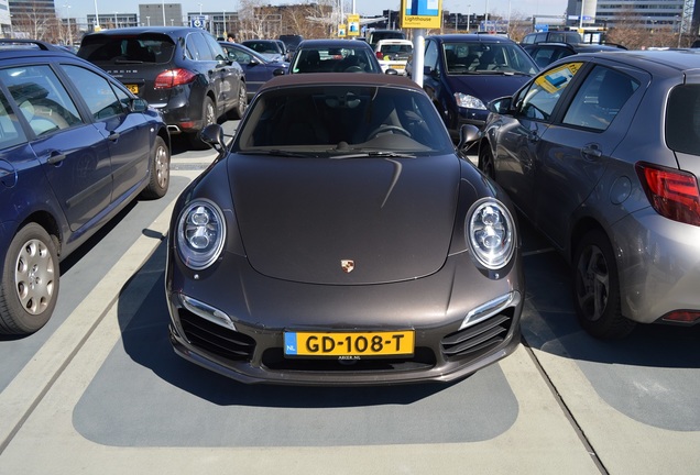 Porsche 991 Turbo S Cabriolet MkI