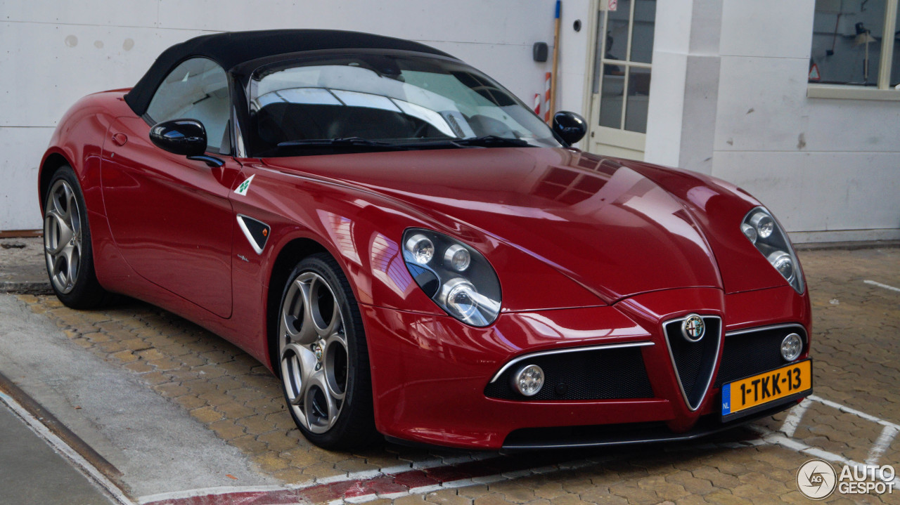 Alfa Romeo 8C Spider