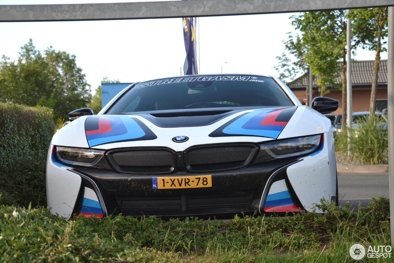 BMW i8