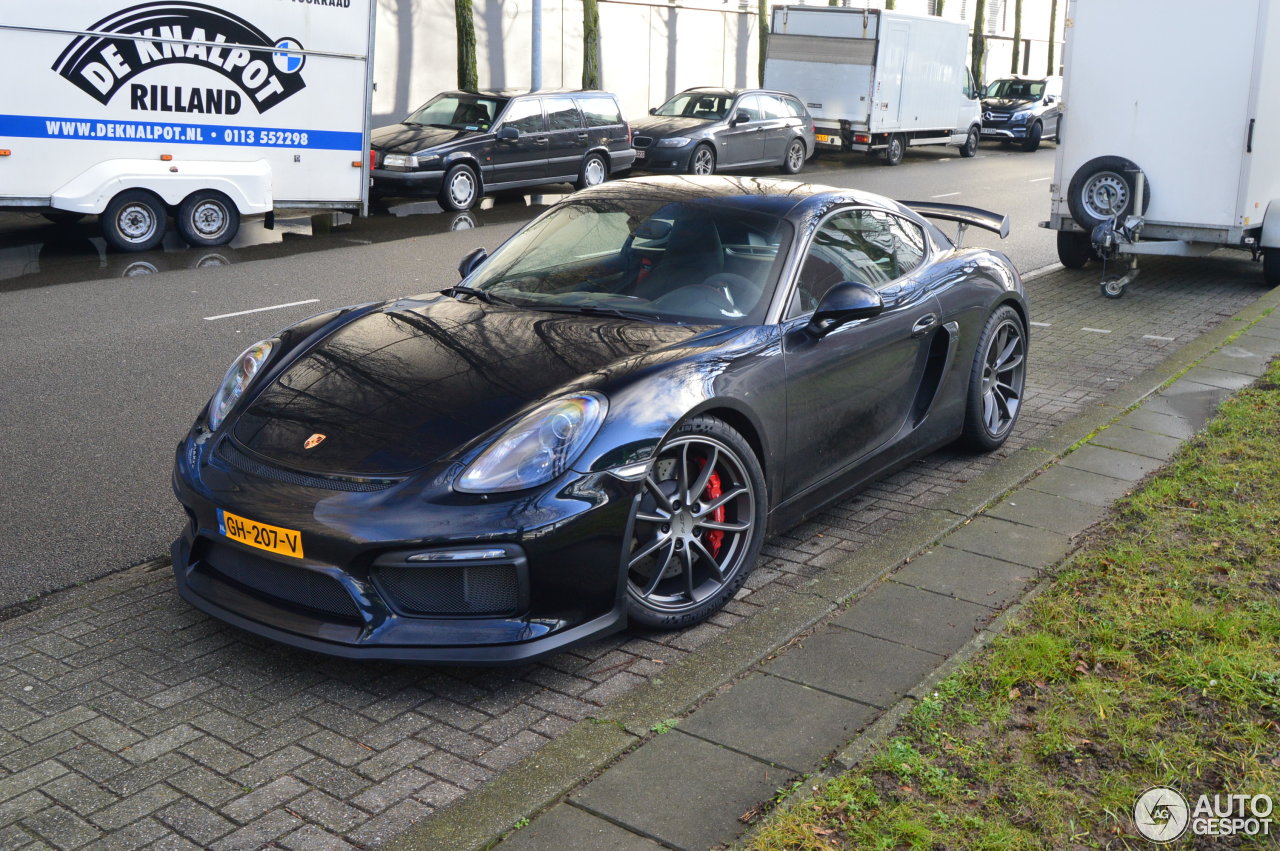 Porsche 981 Cayman GT4