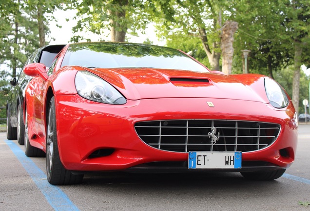 Ferrari California