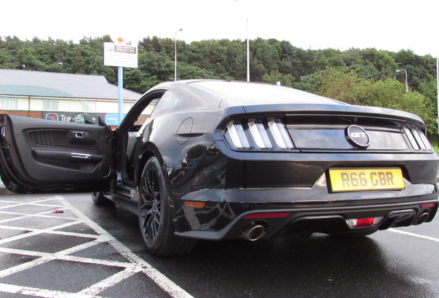 Ford Mustang GT 2015