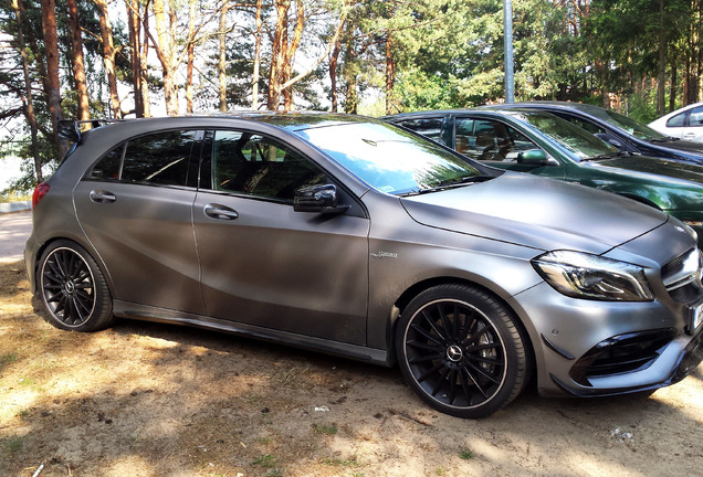 Mercedes-AMG A 45 W176 2015