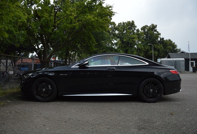 Mercedes-Benz S 63 AMG Coupé C217