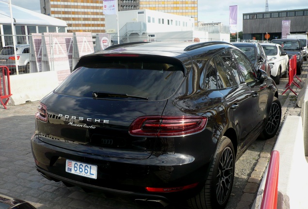 Porsche 95B Macan Turbo