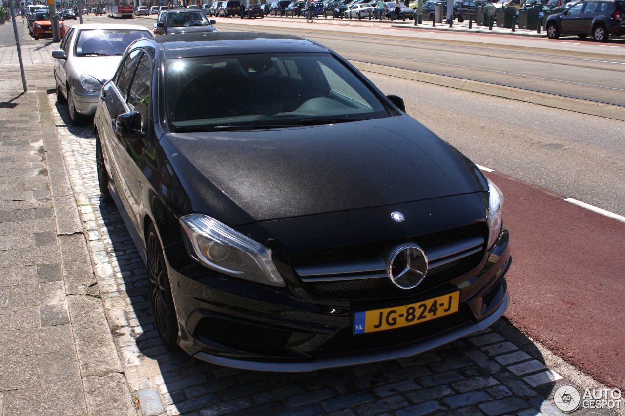 Mercedes-Benz A 45 AMG