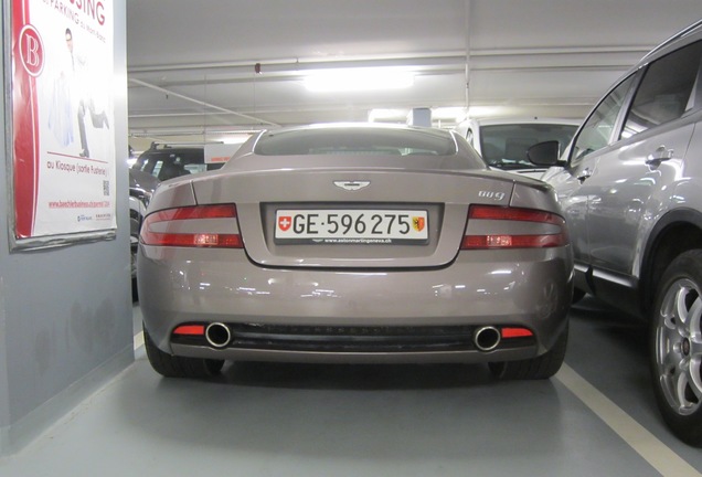 Aston Martin DB9