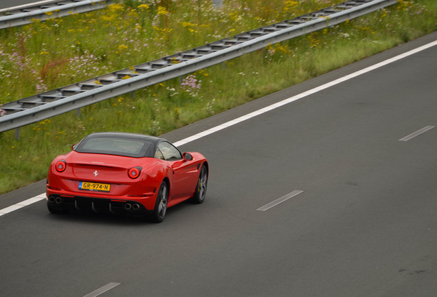 Ferrari California T