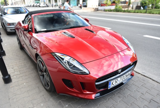 Jaguar F-TYPE S V8 Convertible