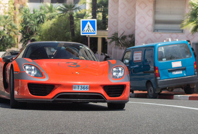 Porsche 918 Spyder Weissach Package