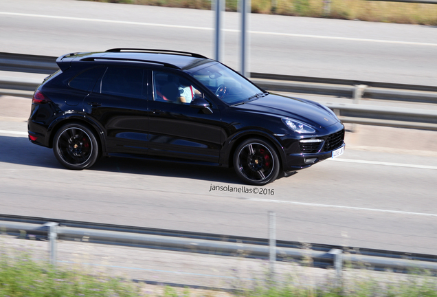 Porsche 958 Cayenne GTS