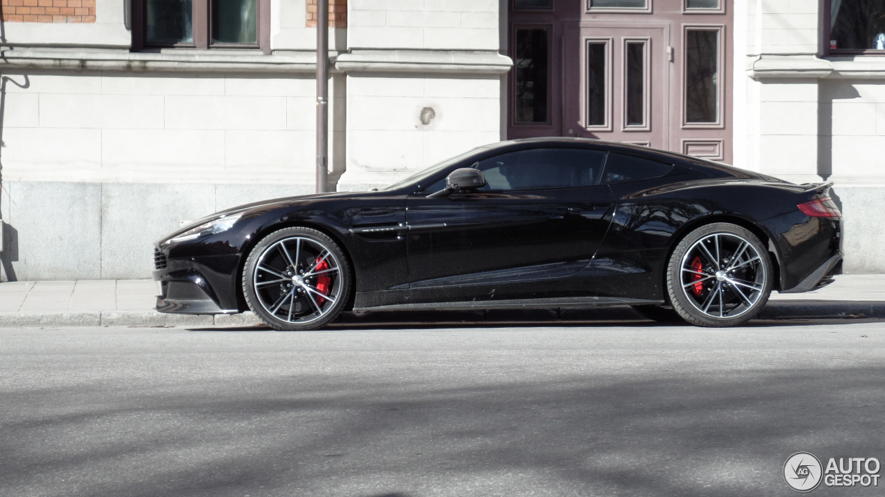 Aston Martin Vanquish 2015 Carbon Black Edition