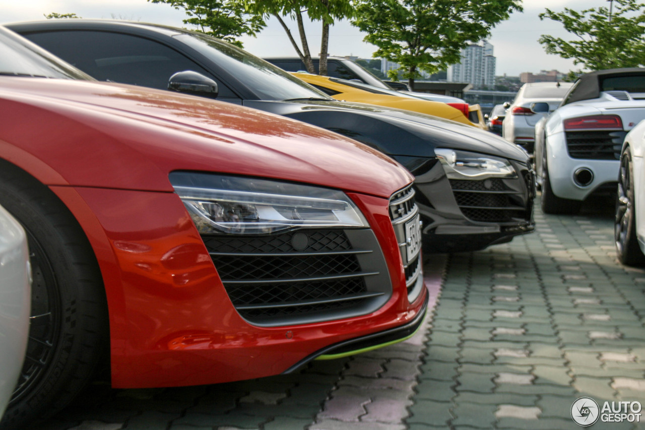 Audi R8 V10 Plus 2013