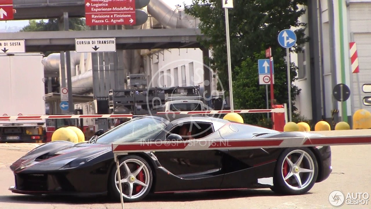 Ferrari LaFerrari Aperta