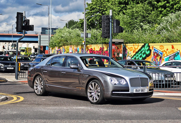 Bentley Flying Spur V8