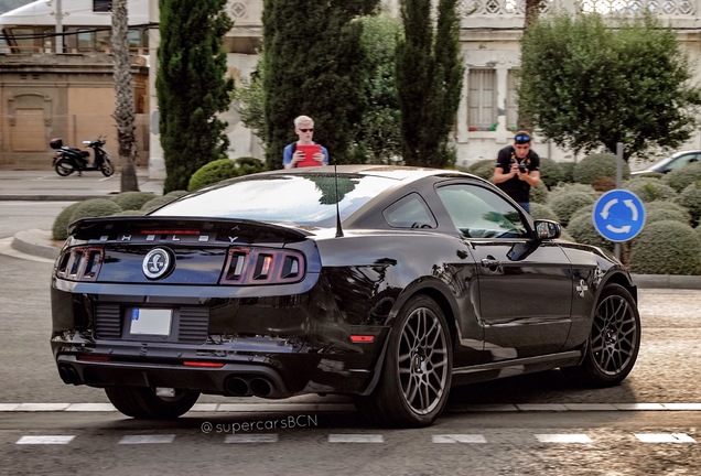 Ford Mustang Shelby GT500 2013