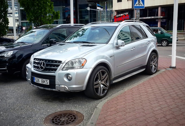 Mercedes-Benz ML 63 AMG W164 2009