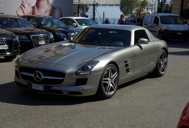 Mercedes-Benz SLS AMG