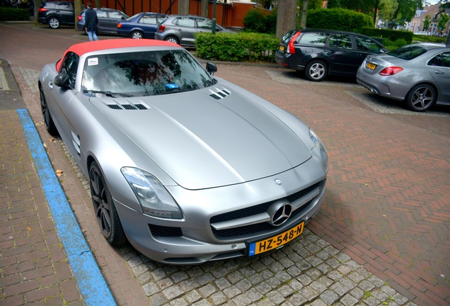 Mercedes-Benz SLS AMG Roadster