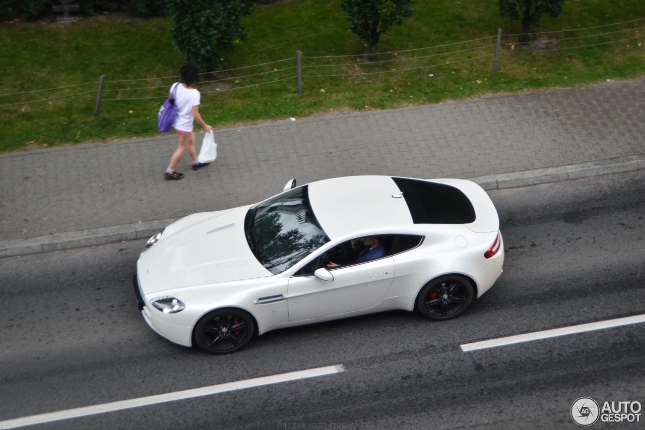 Aston Martin V8 Vantage