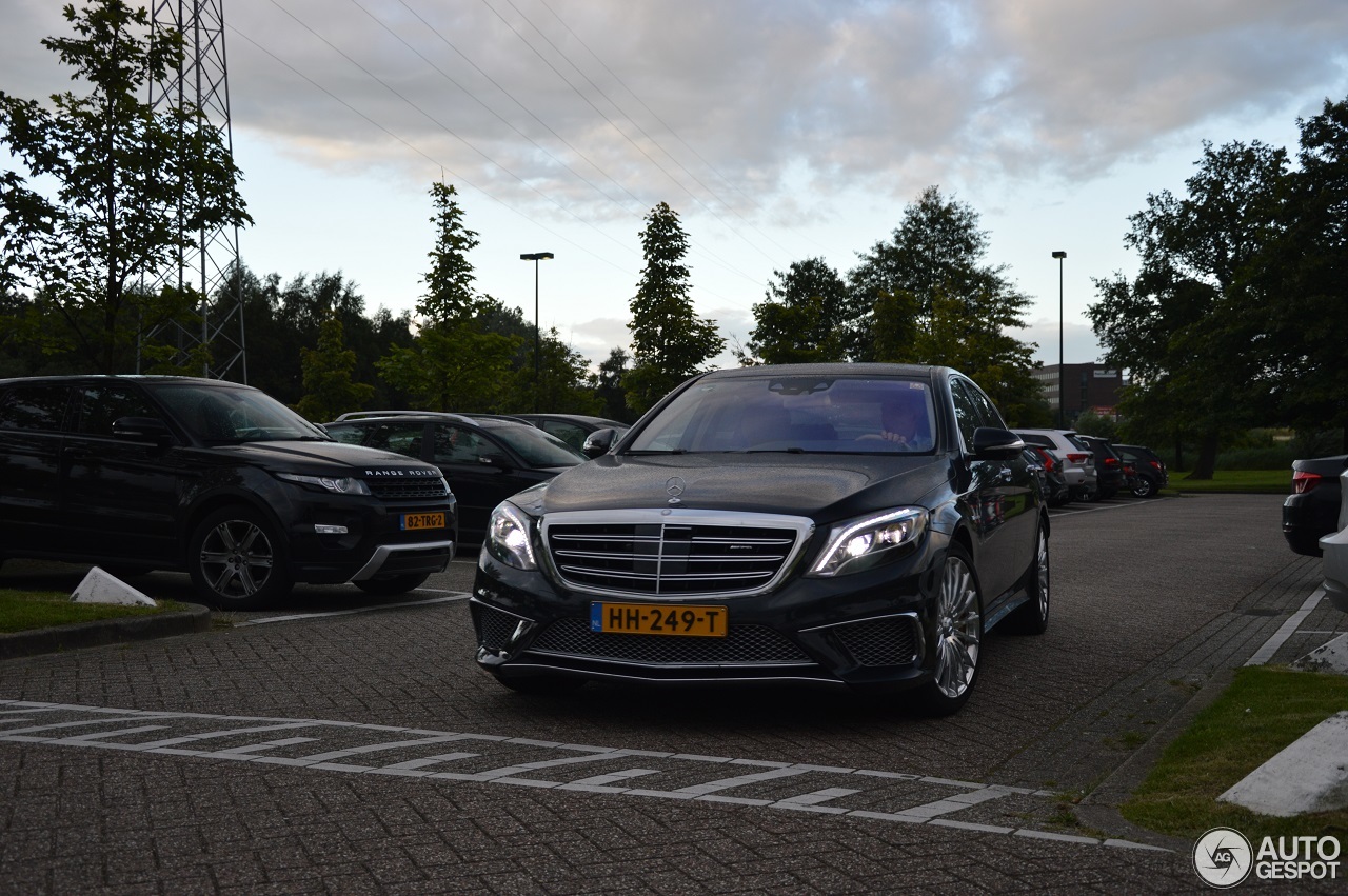 Mercedes-Benz S 65 AMG V222