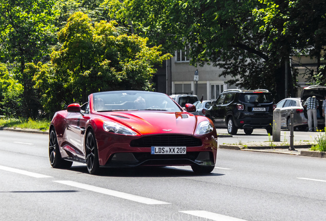 Aston Martin Vanquish Volante