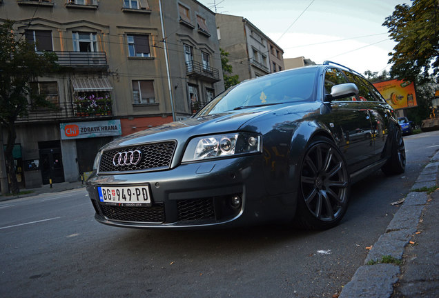 Audi RS6 Avant C5