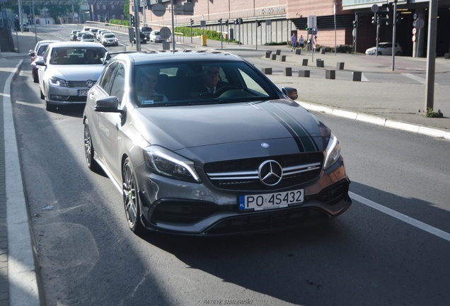 Mercedes-AMG A 45 W176 Petronas 2015 World Champions Edition