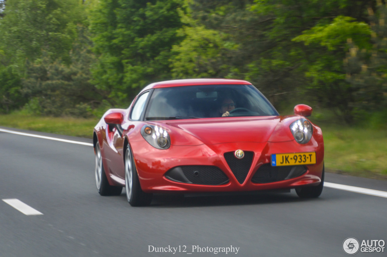 Alfa Romeo 4C Coupé