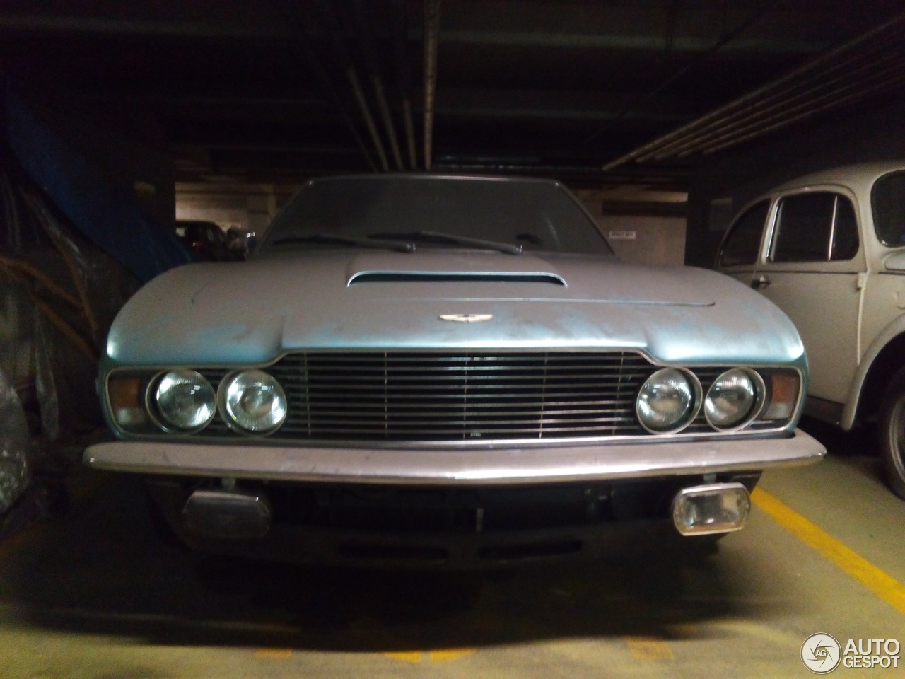 Aston Martin DBS V8 1969 - 1972