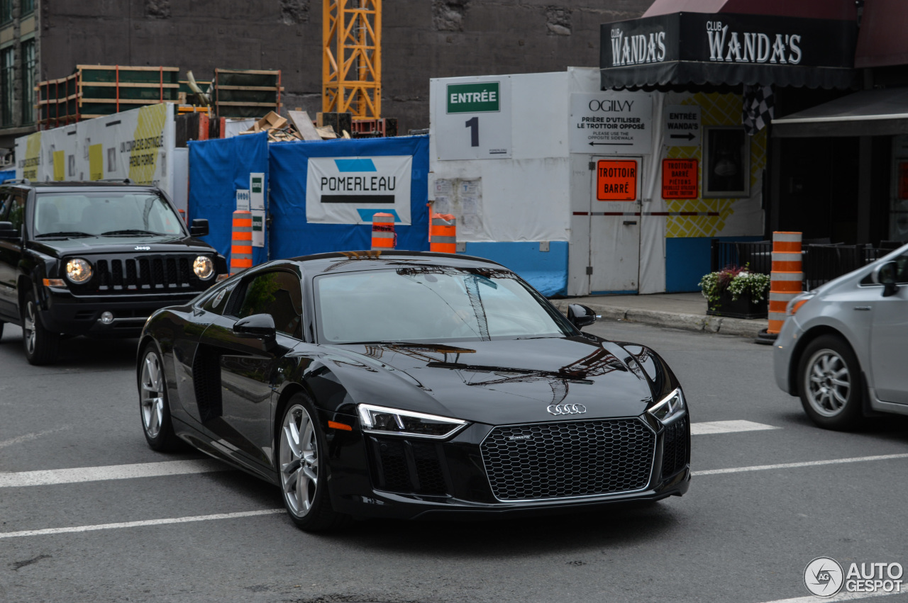 Audi R8 V10 2015