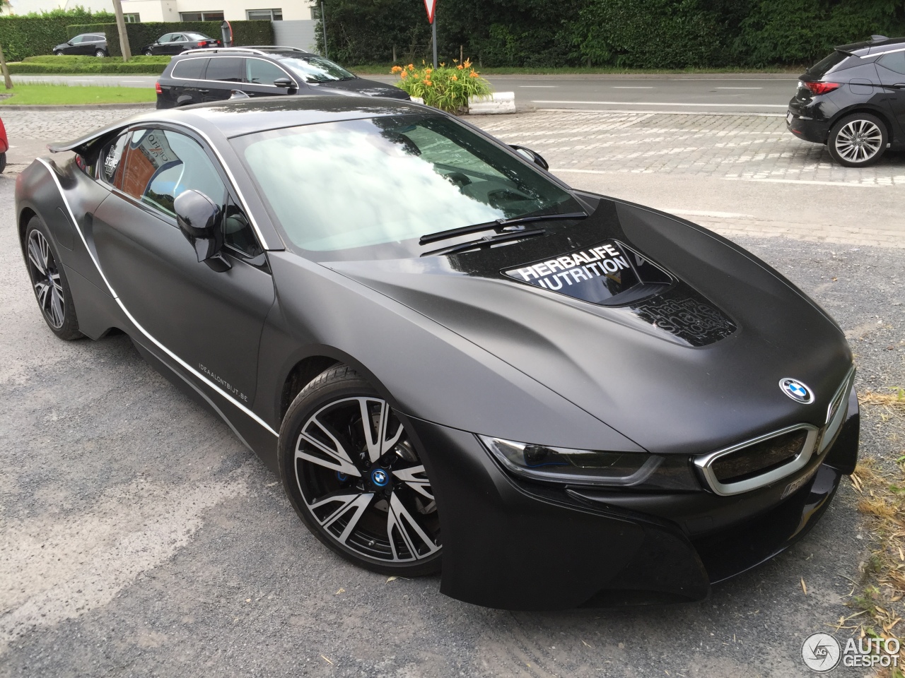 BMW i8