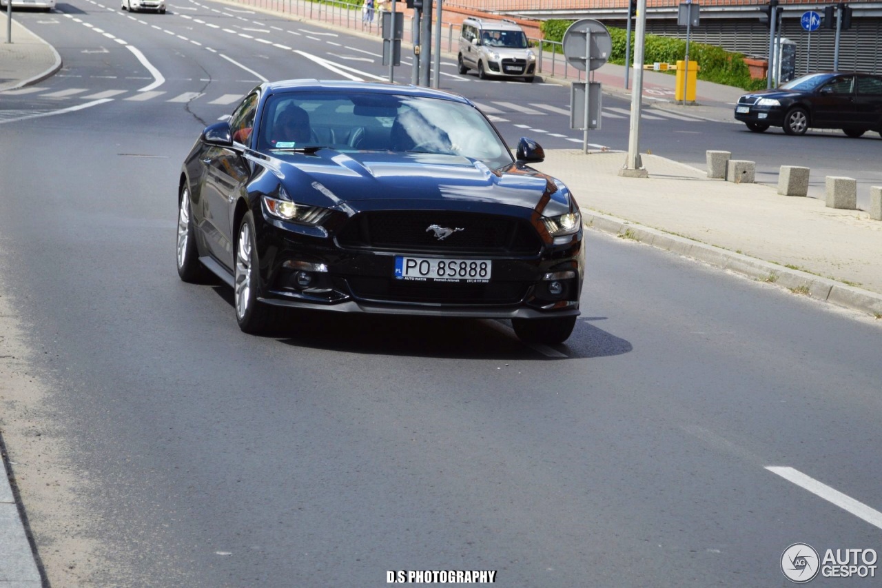 Ford Mustang GT 2015