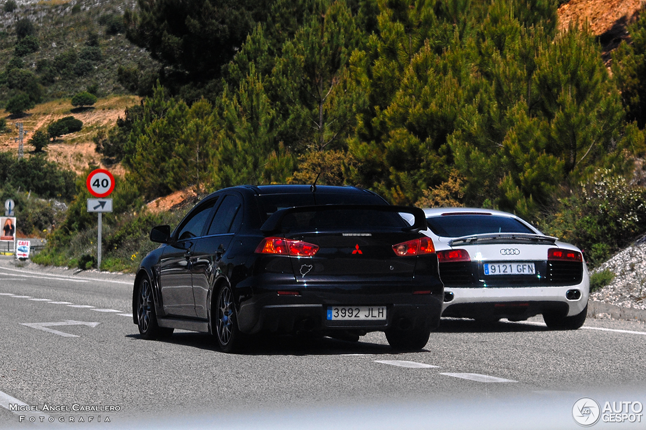 Mitsubishi Lancer Evolution X