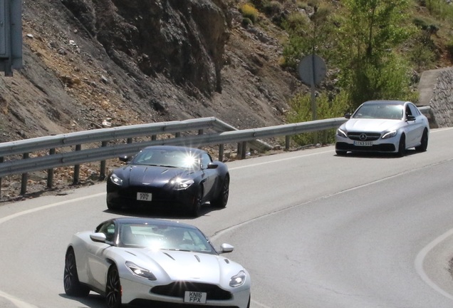 Aston Martin DB11