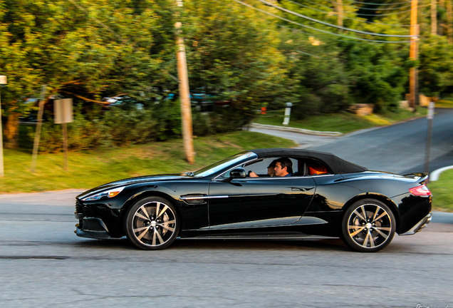 Aston Martin Vanquish Volante