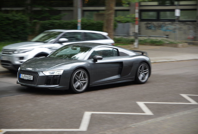 Audi R8 V10 Plus 2015