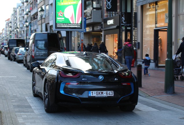 BMW i8