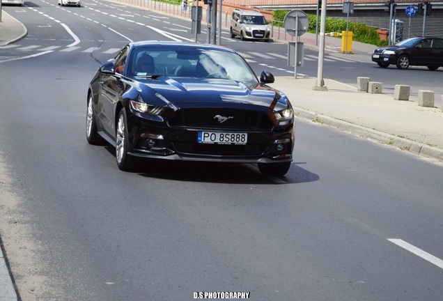 Ford Mustang GT 2015